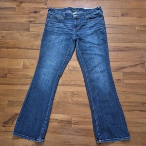 MAURICES LADIES STRAIGHT FIT BLUE DENIM STRETCH JEAN EMBRODERY POCKET SZ 16 REG